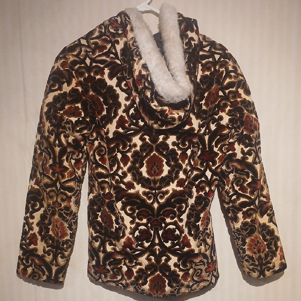 Luxurious Floral Patterned Teddy Jacket - image 3